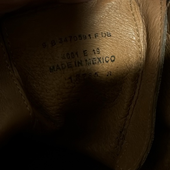 ‘Frye Veronica Strappy Triple Buckle Rustic Distressed Short Suede Boots Size 9’ - Picture 11 of 16